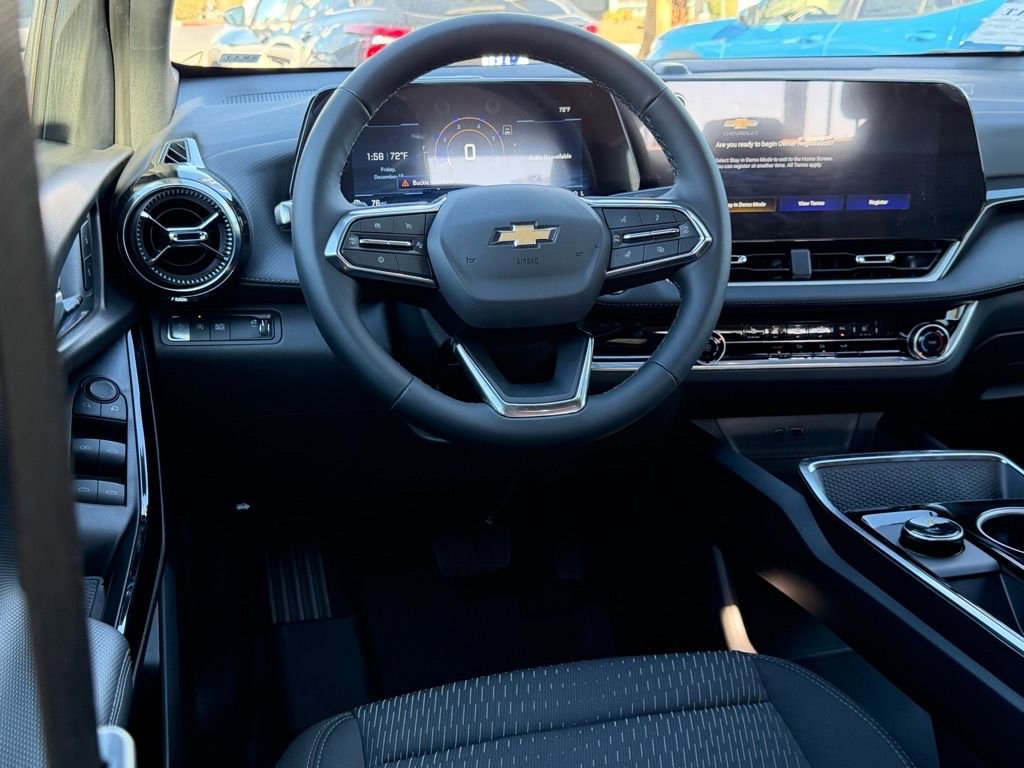 New 2026 Chevrolet Equinox LT w/ Safety and Technology Package image 8