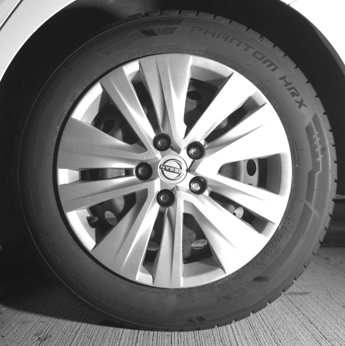 Used 2025 Nissan Sentra S image 14