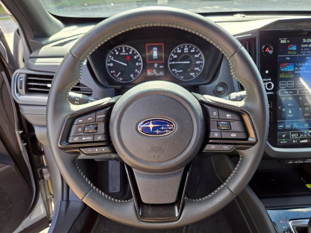 Used 2025 Subaru Forester Premium AWD/4WD image 32