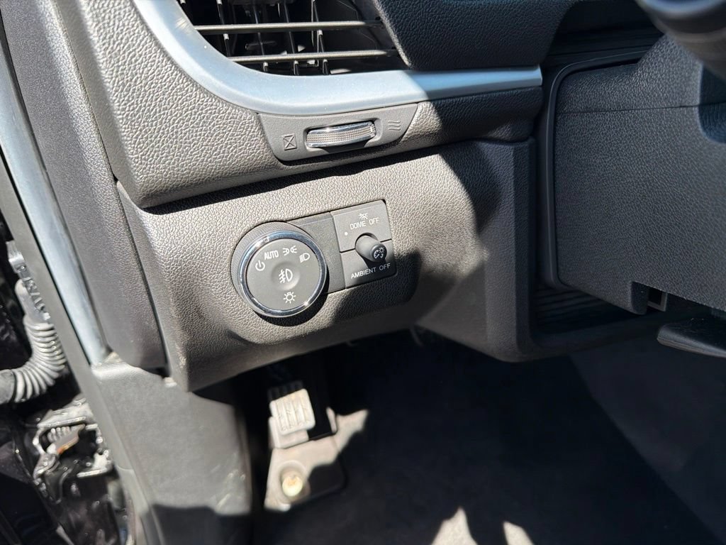 Used 2017 Chevrolet Traverse LT AWD/4WD image 15