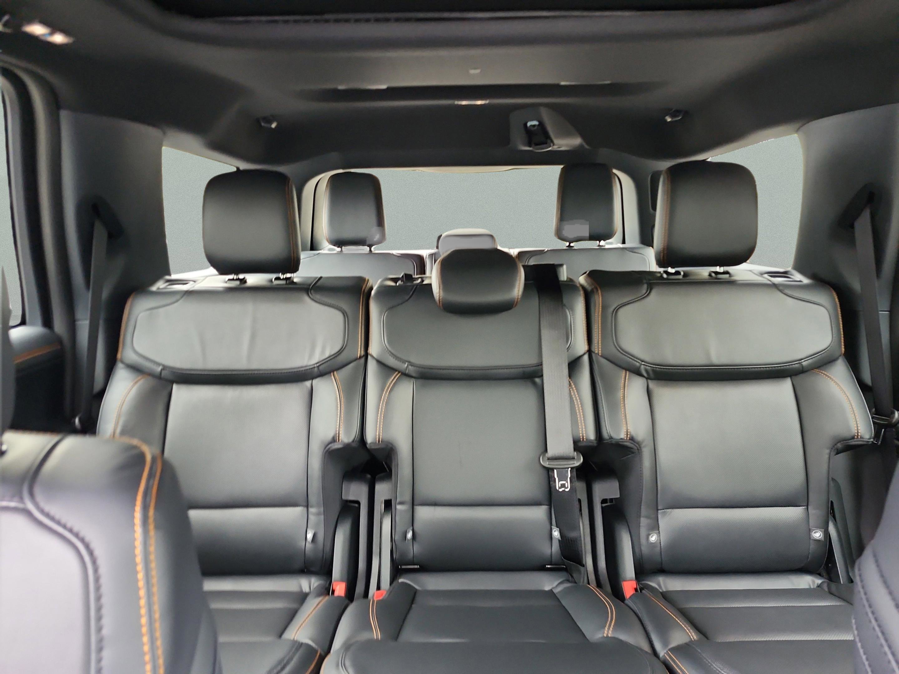 New 2026 Ford Expedition Tremor image 19