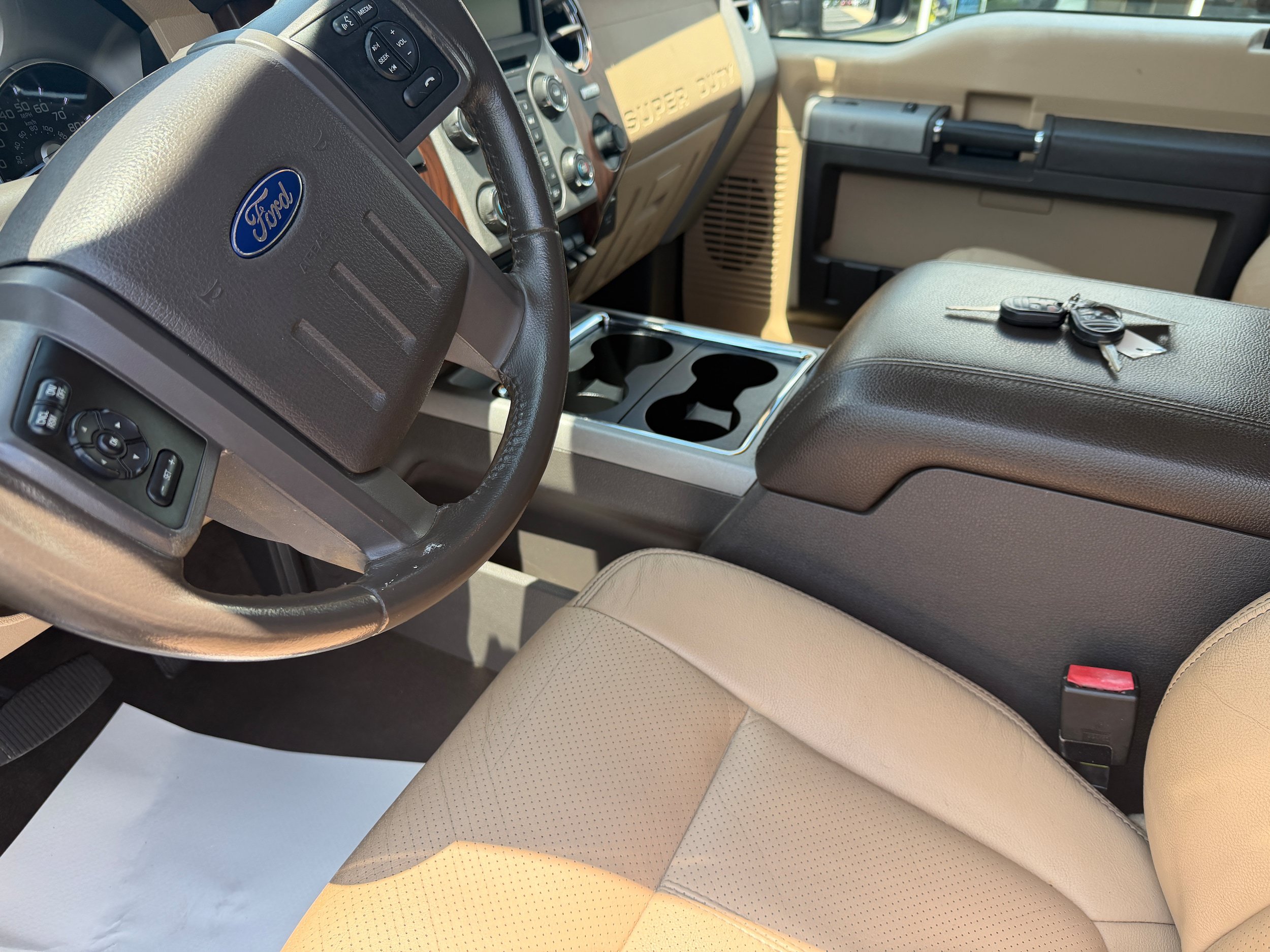 Used 2015 Ford F250 Lariat w/ Lariat Interior Package AWD/4WD image 15