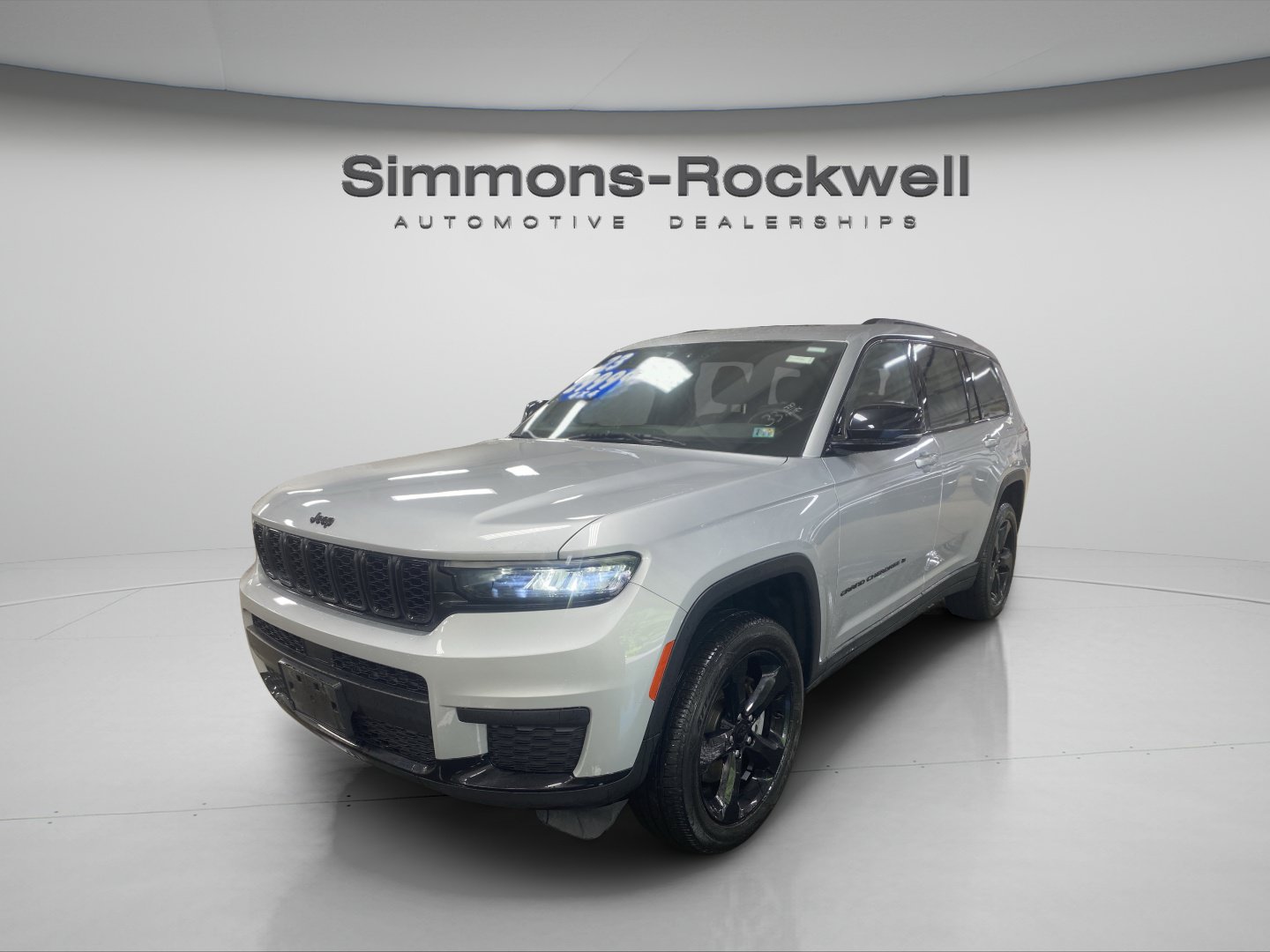 Used 2023 Jeep Grand Cherokee L Laredo