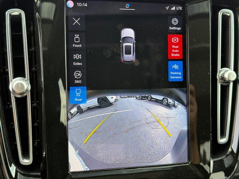Used 2023 Volvo XC40 B5 Plus w/ Protection Package Premier AWD/4WD image 22