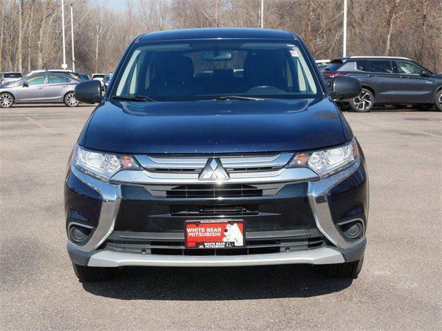 Used 2016 Mitsubishi Outlander ES image 2