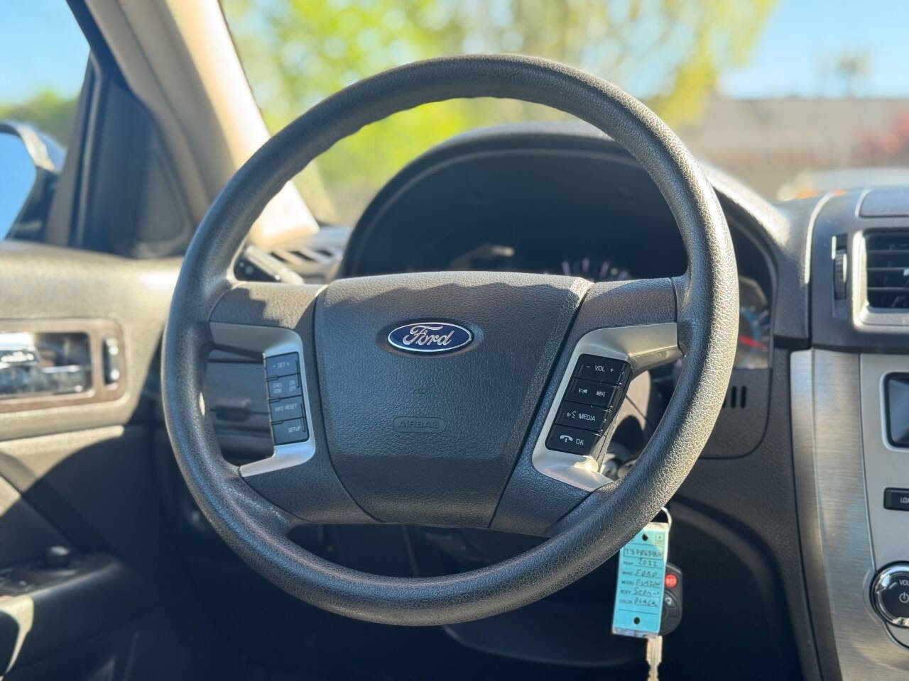 Used 2012 Ford Fusion SE FWD image 15