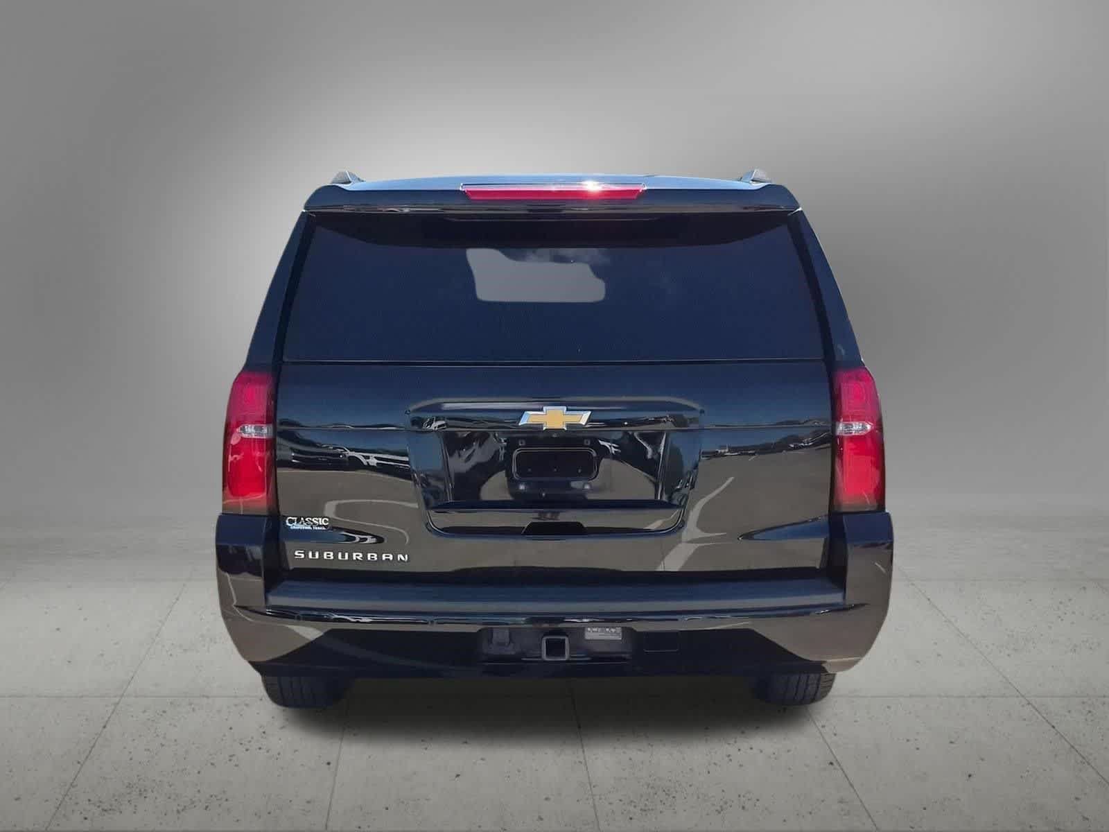 Used 2019 Chevrolet Suburban LT AWD/4WD image 5