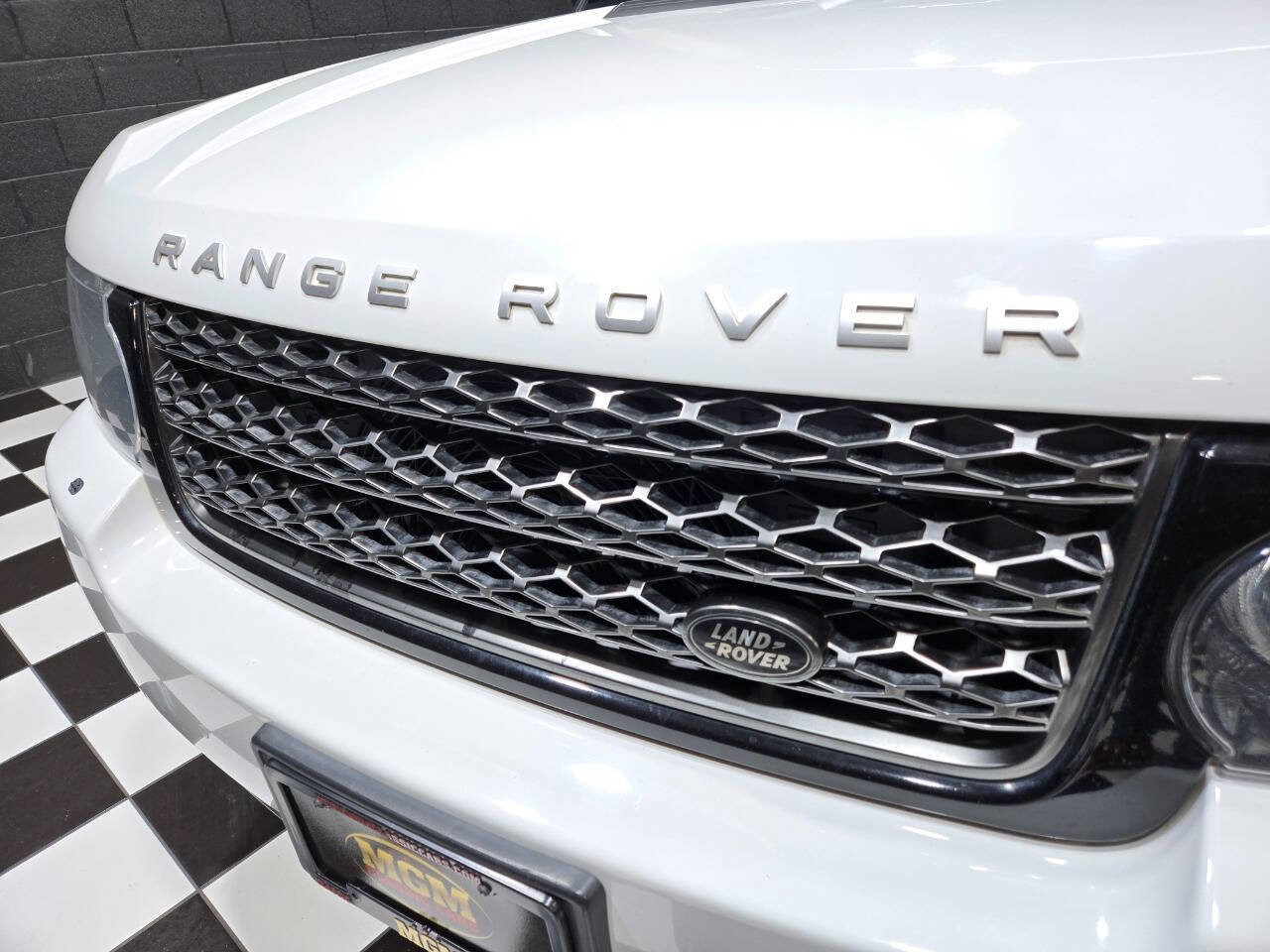 Used 2012 Land Rover Range Rover HSE LUX image 37