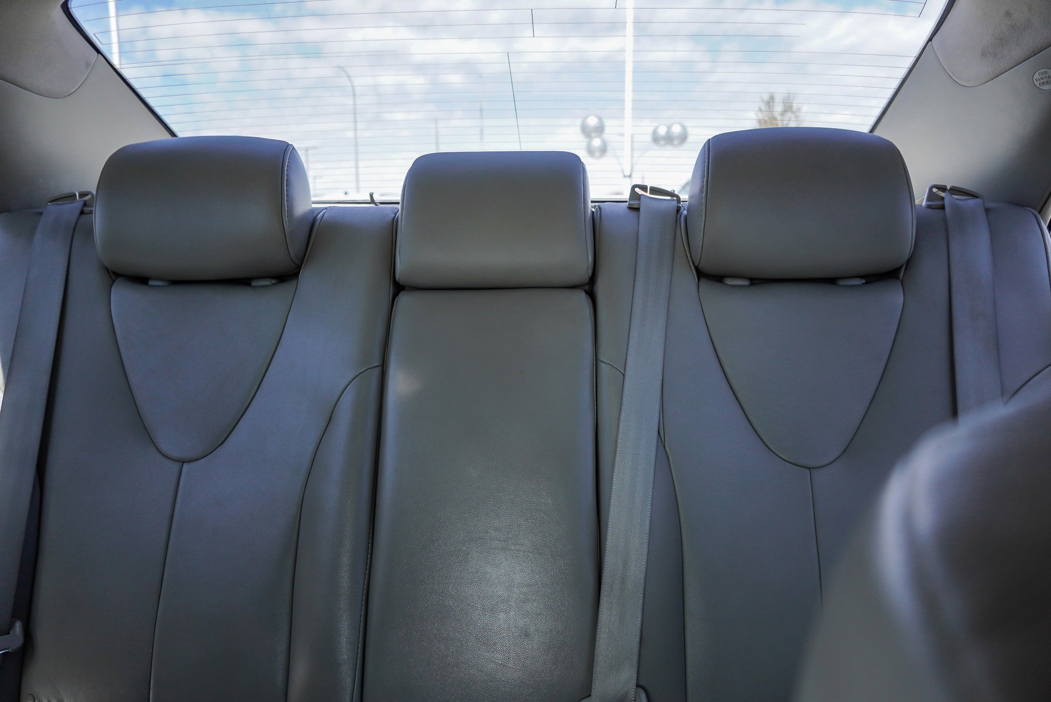 Used 2010 Toyota Camry XLE FWD image 21