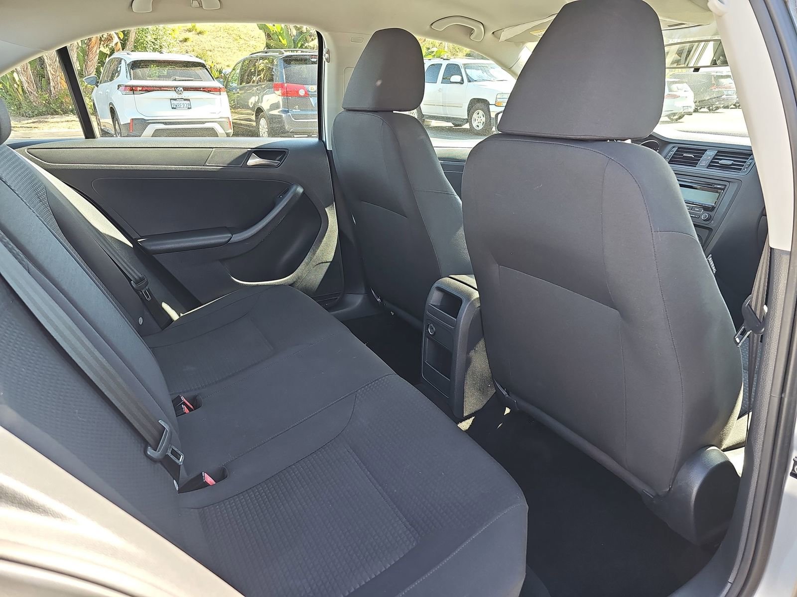 Used 2015 Volkswagen Jetta S image 11