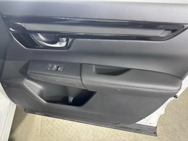Used 2023 Honda CR-V Sport Touring image 9