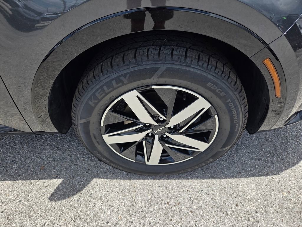 Used 2022 Kia Sorento S w/ Panoramic Sunroof Package FWD image 18