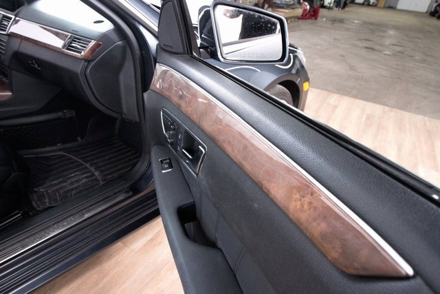 Used 2012 Mercedes-Benz E 350 4MATIC Sedan image 34