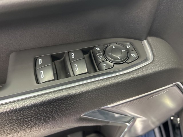 Used 2024 GMC Sierra 3500 Denali w/ Denali Reserve Package image 17