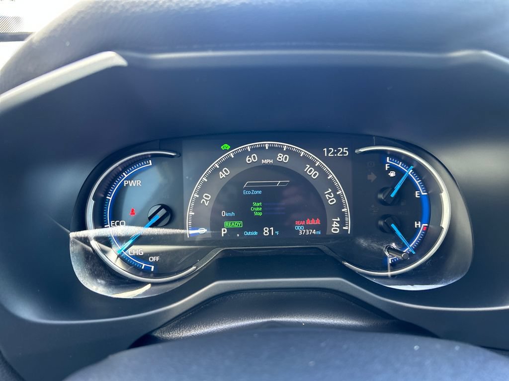 Certified 2024 Toyota RAV4 LE AWD/4WD image 18