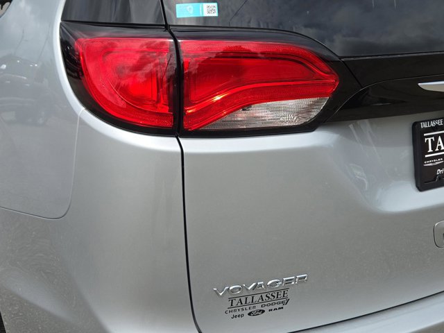 New 2026 Chrysler Voyager LX image 9