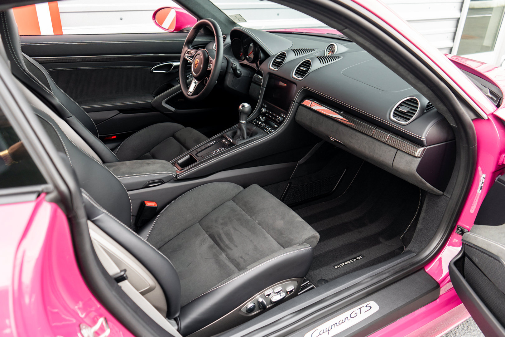 Used 2025 Porsche 718 Cayman GTS RWD image 24