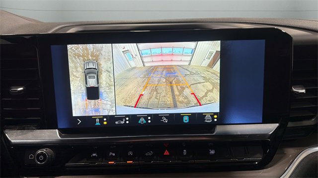 Used 2022 Chevrolet Silverado 1500 High Country image 14