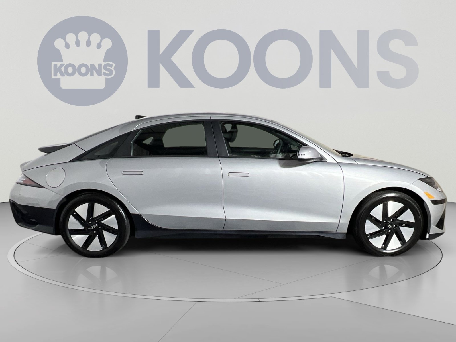Used 2024 Hyundai Ioniq 6 SE AWD/4WD image 8