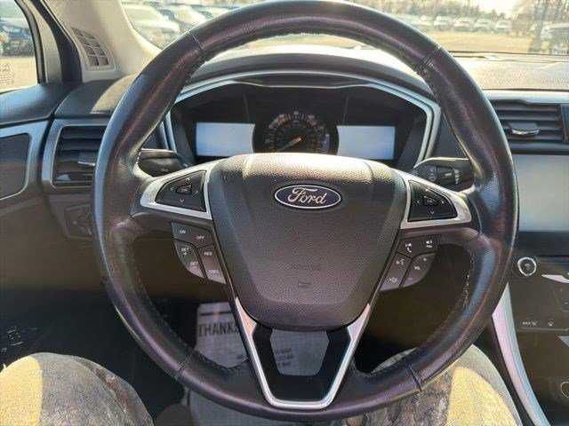 Used 2014 Ford Fusion SE FWD image 21