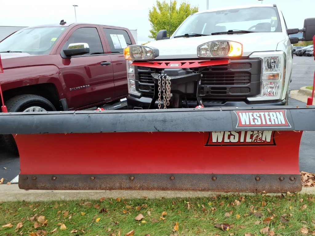Used 2023 Ford F250 XL w/ Snow Plow Prep Package AWD/4WD image 3