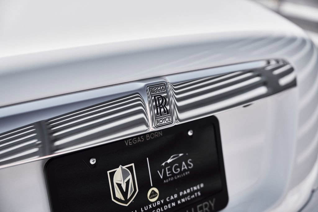 Used 2020 Rolls-Royce Wraith image 11