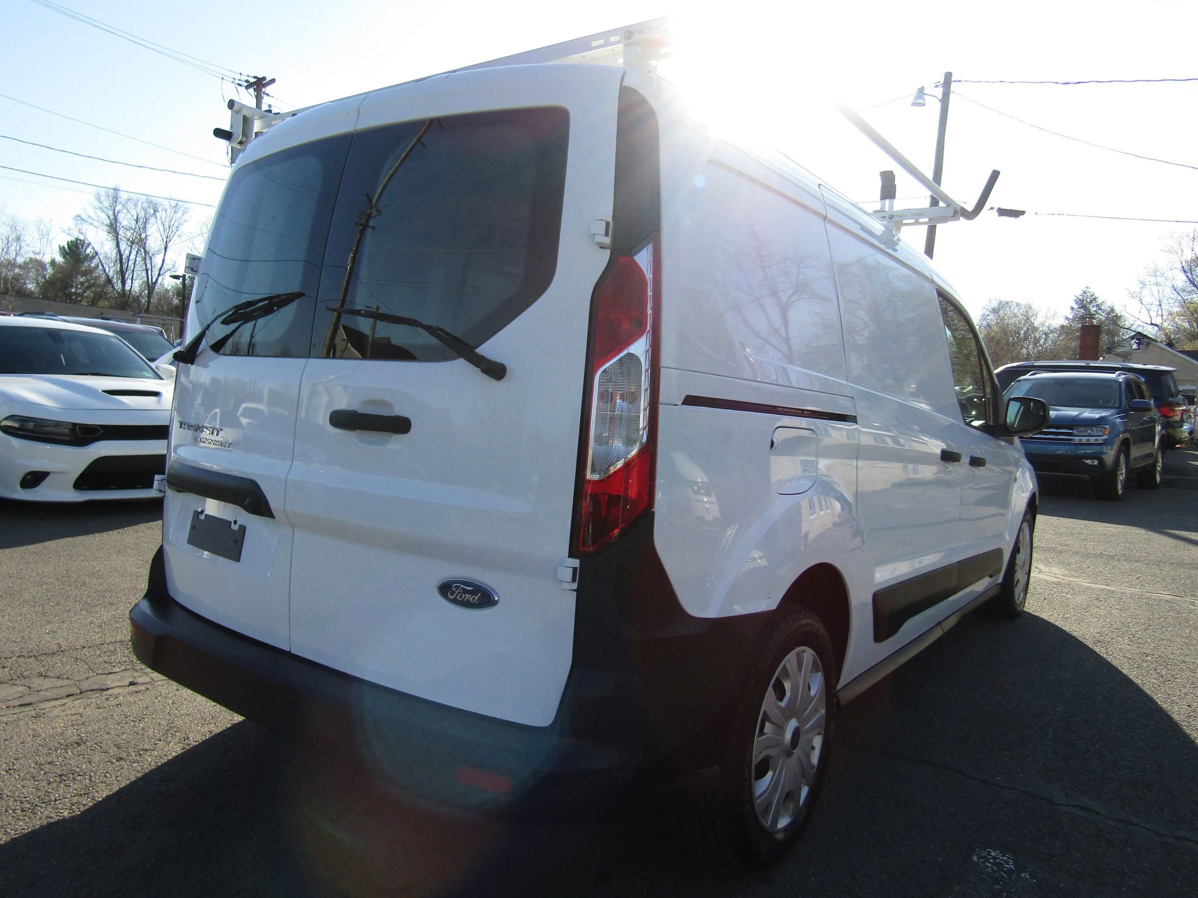 Used 2022 Ford Transit Connect XL image 7