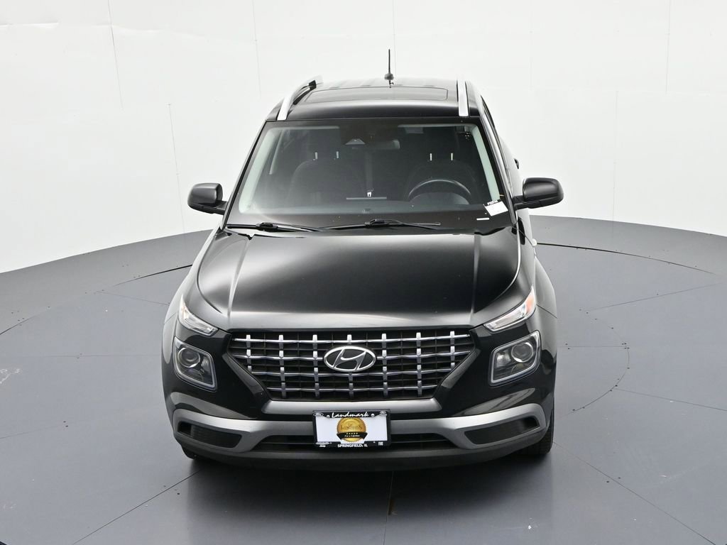 Used 2023 Hyundai Venue SEL w/ Cargo Package FWD image 15