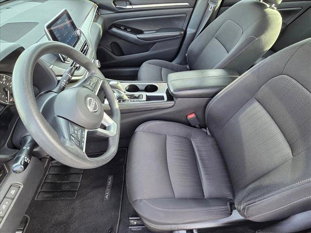 Used 2023 Nissan Altima 2.5 SV image 14