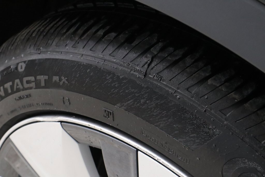 Used 2023 Tesla Model Y Long Range image 21