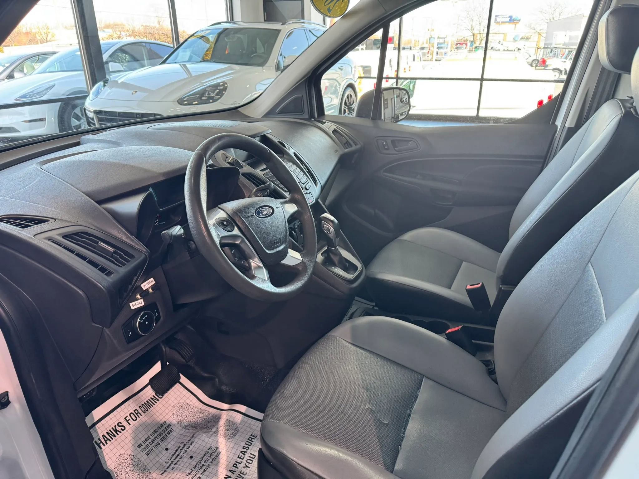 Used 2015 Ford Transit Connect XL FWD image 9