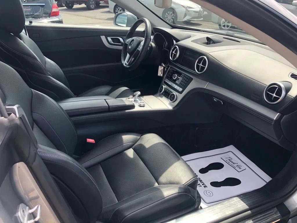 Used 2015 Mercedes-Benz SL 400 image 44