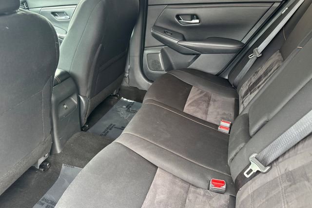 Used 2023 Nissan Sentra SR w/ Electronics Package image 14