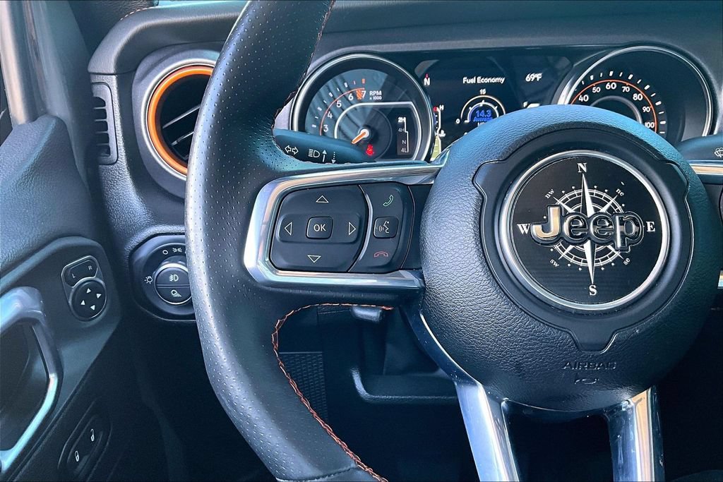 Used 2023 Jeep Gladiator Mojave w/ LED Lighting Group AWD/4WD image 23