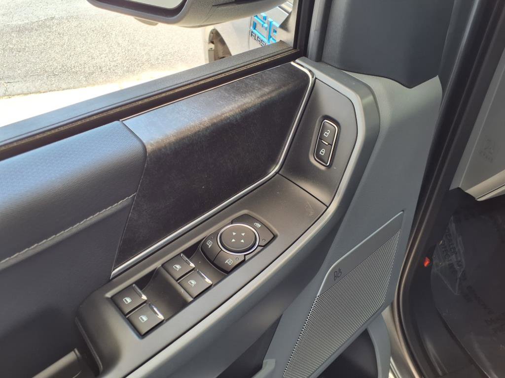 New 2025 Ford F150 Lightning Flash image 27