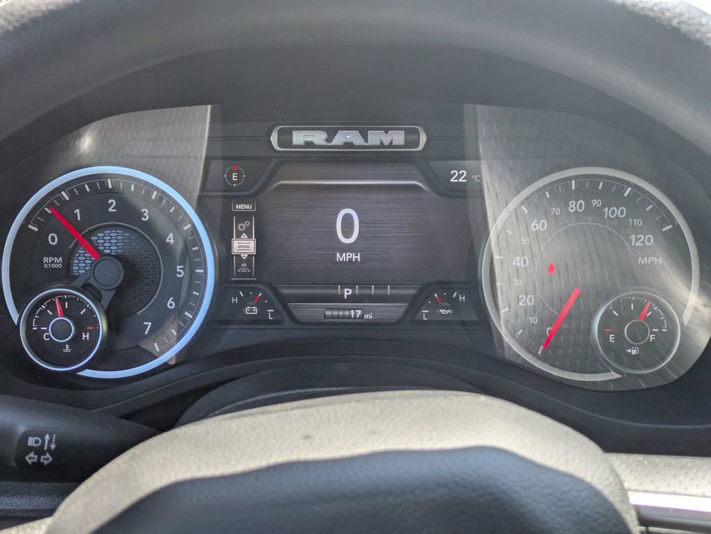New 2026 RAM 1500 Express AWD/4WD image 17