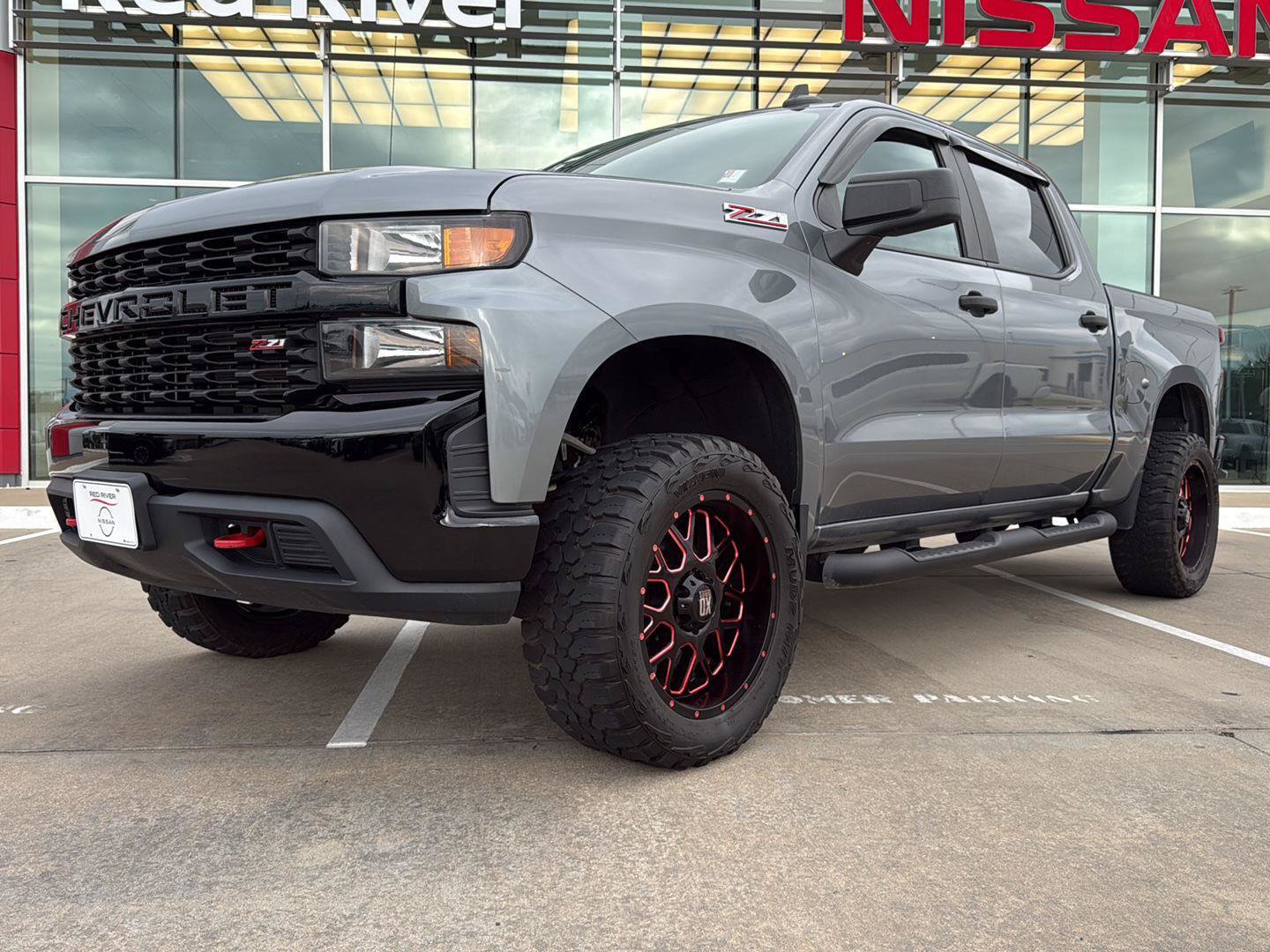 Used 2020 Chevrolet Silverado 1500 Custom Trail Boss w/ Custom Convenience Package AWD/4WD image 2