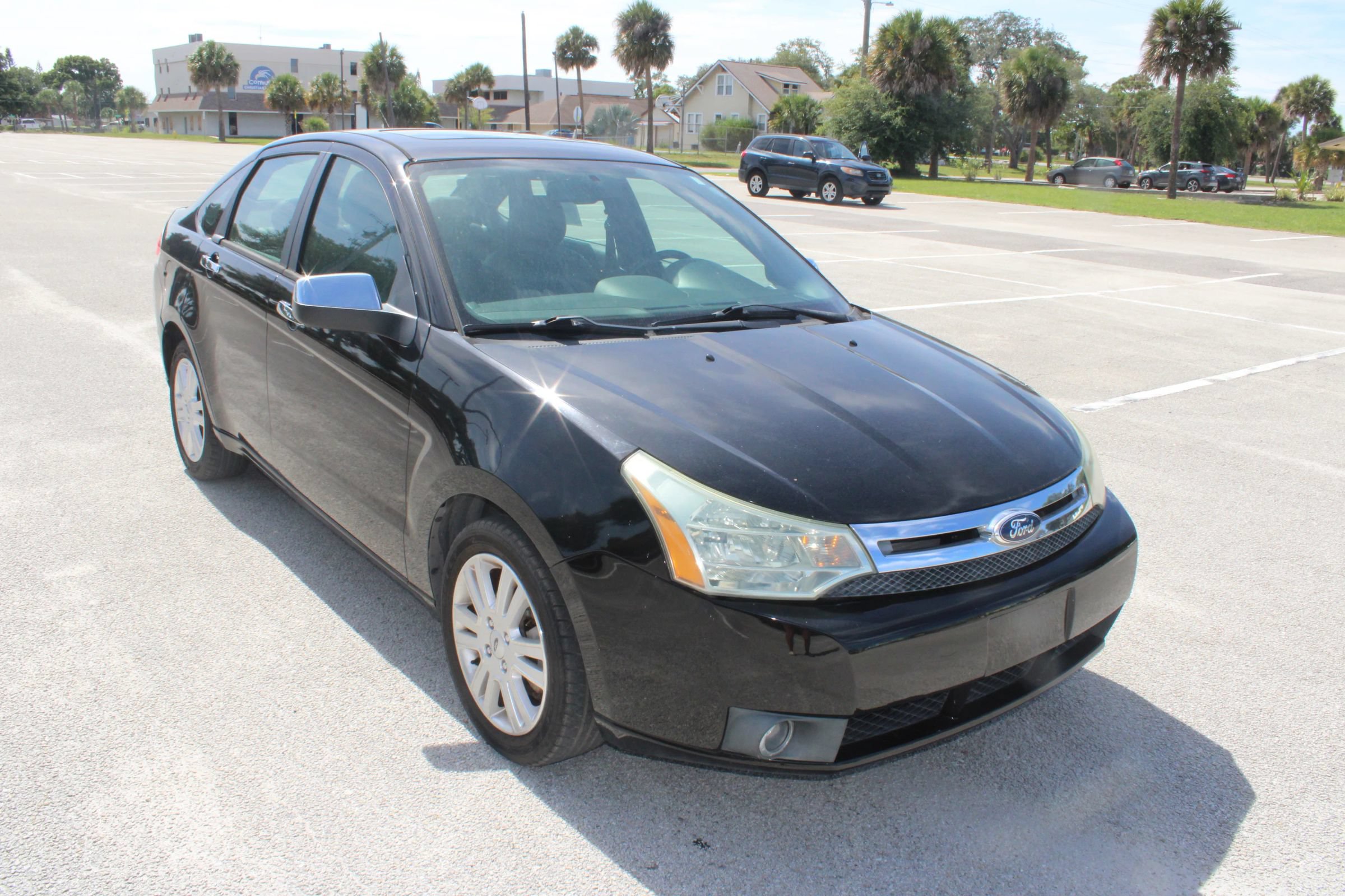 Used 2011 Ford Focus SEL w/ 301A Rapid Spec Order Code FWD image 30