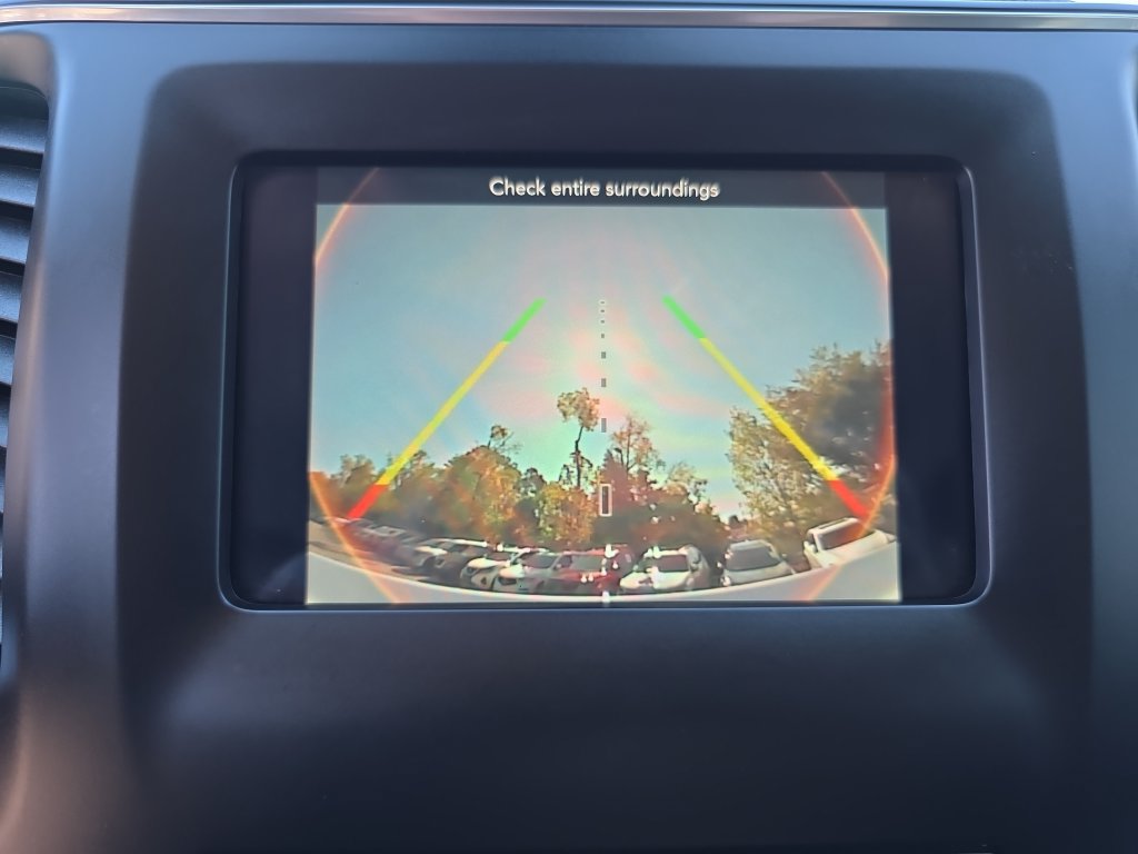 Used 2021 Jeep Cherokee Latitude Plus FWD image 27