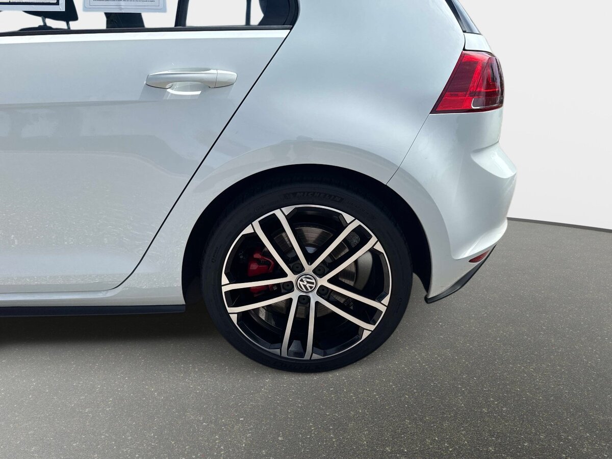 Used 2017 Volkswagen GTI Sport FWD image 10