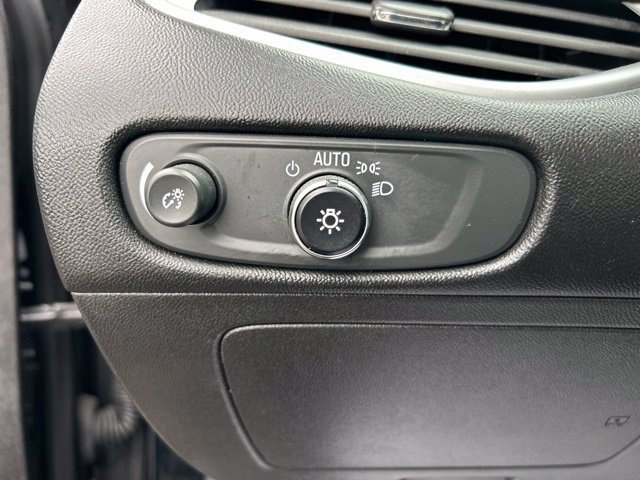 Used 2024 Chevrolet Malibu LT FWD image 18