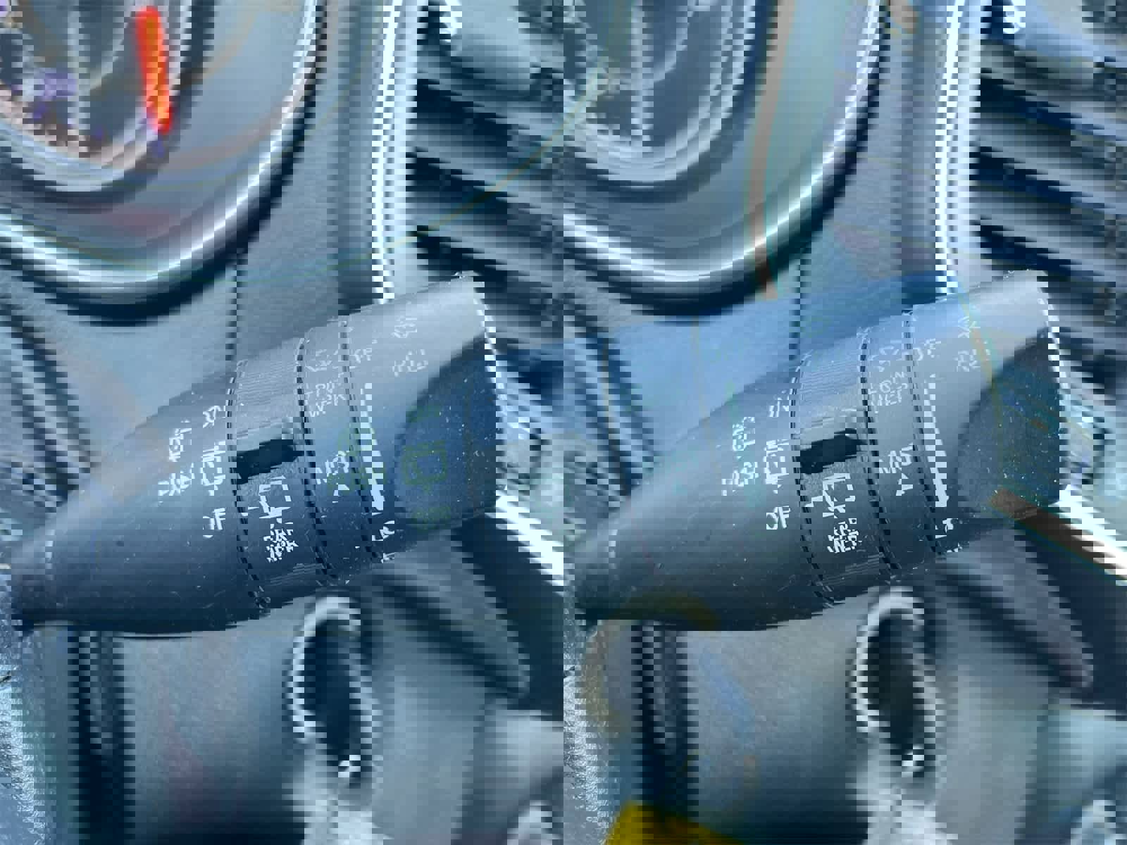 Used 2019 Jeep Cherokee Latitude w/ Popular Appearance Group image 25