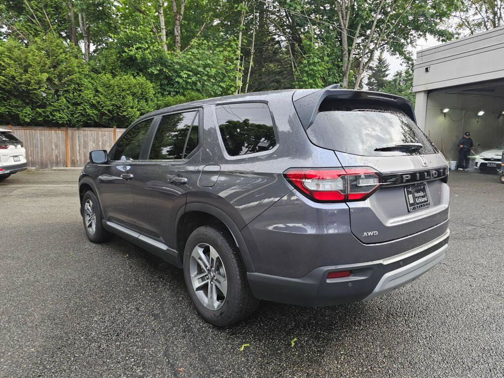 Used 2024 Honda Pilot EX-L image 5