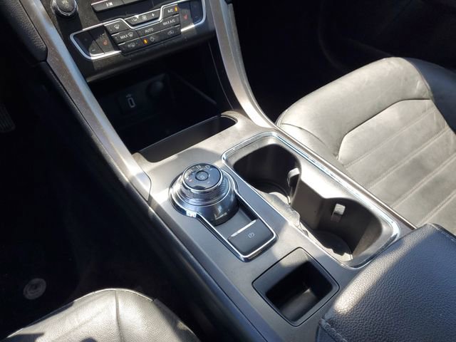 Used 2018 Ford Fusion SE w/ Fusion SE Technology Package AWD/4WD image 27