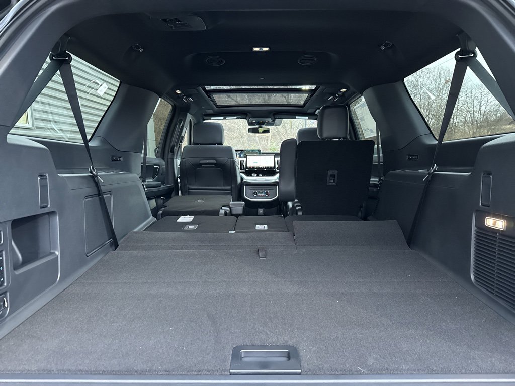 New 2025 Ford Expedition Max Platinum w/ Stealth Performance Package image 6