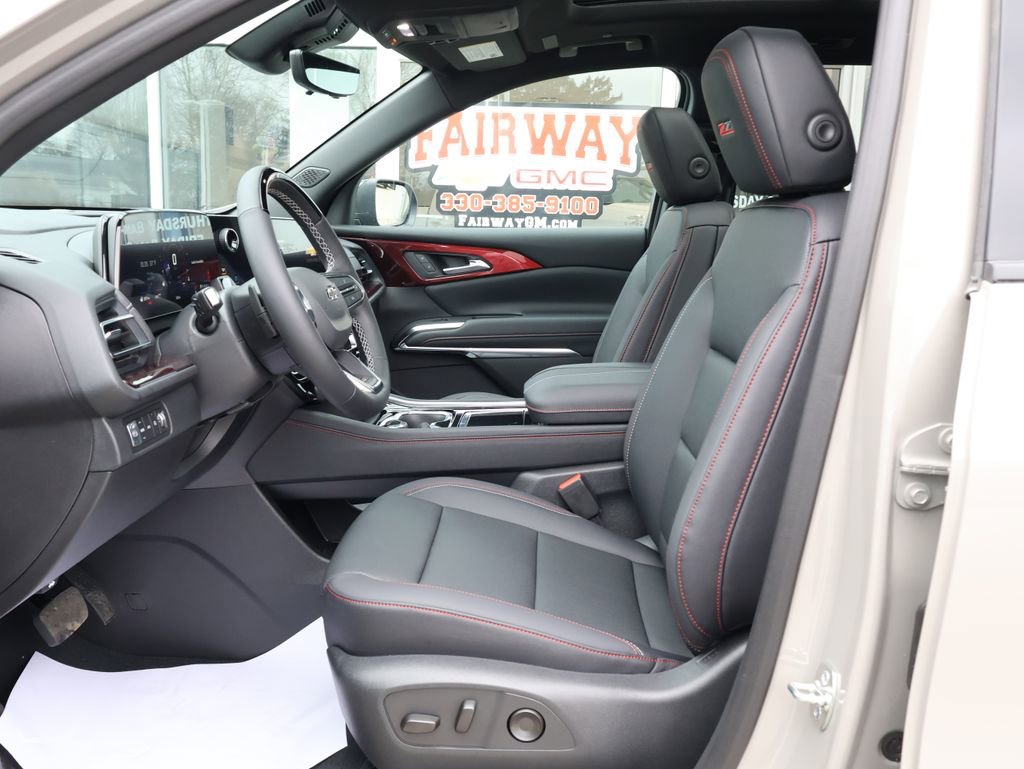 New 2026 Chevrolet Traverse Z71 w/ Enhanced Driving Package image 12