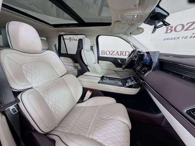 Certified 2022 Lincoln Navigator Black Label AWD/4WD image 36