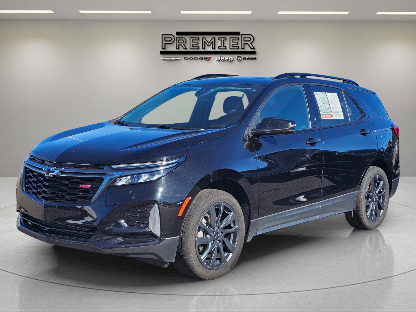 Used 2022 Chevrolet Equinox RS w/ RS Leather Package