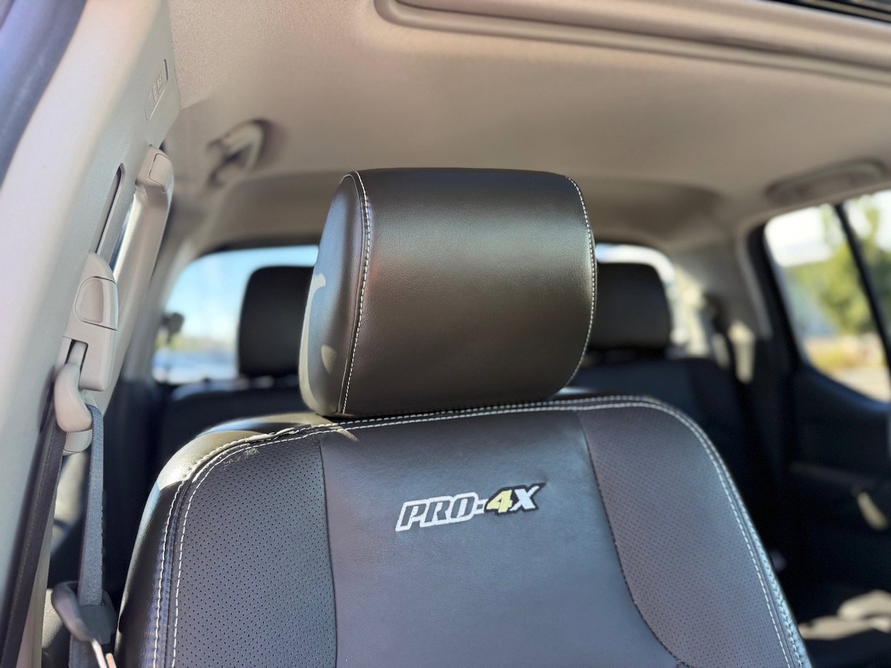 Used 2015 Nissan Frontier PRO-4X image 51