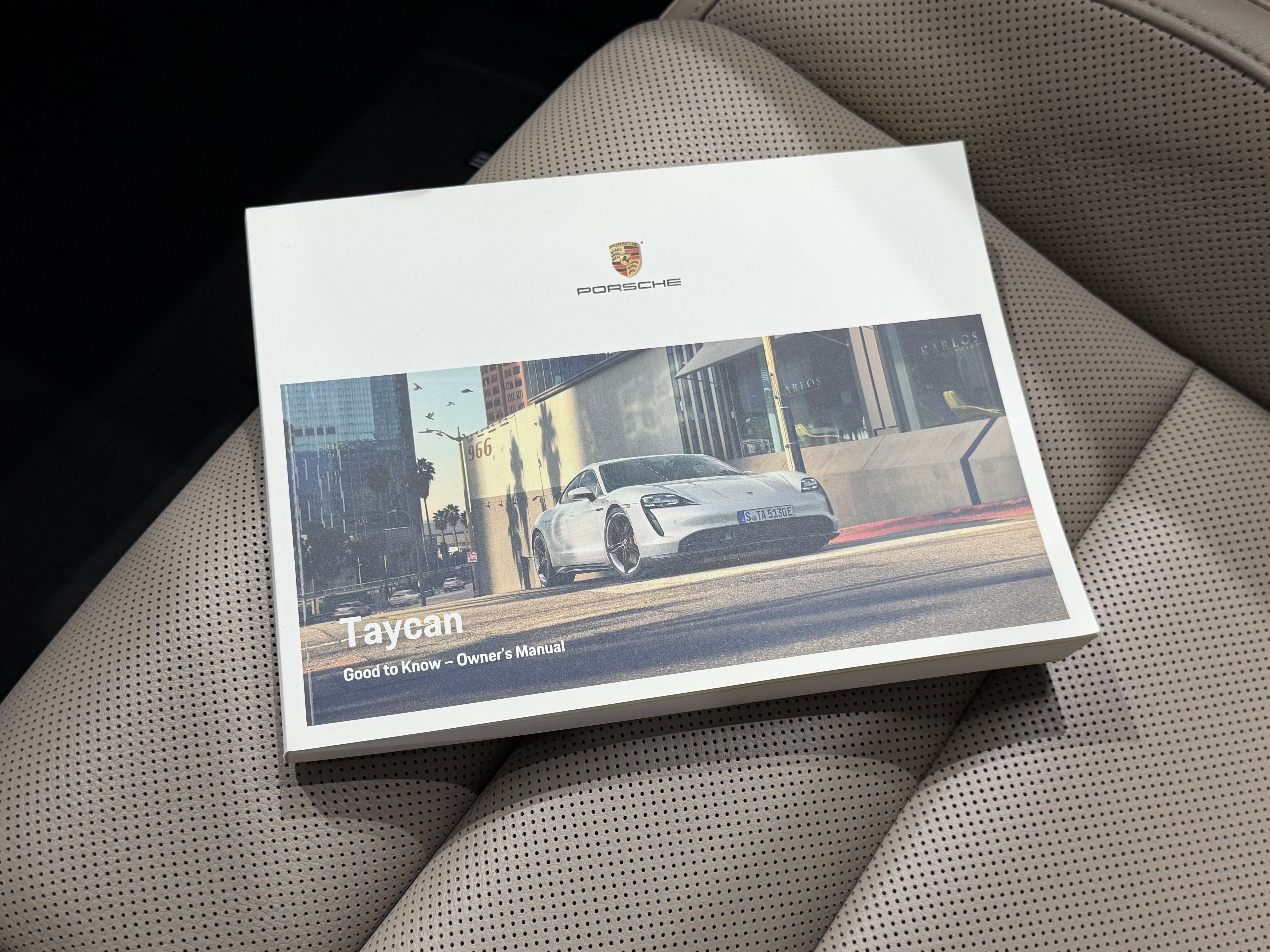 Certified 2022 Porsche Taycan 4S AWD/4WD image 59